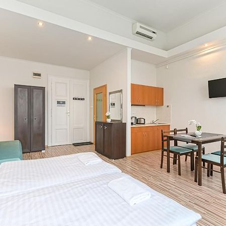 Vilagora Apartman Gyula Eksteriør bilde